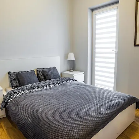 Stylish 1bd In Old Town By Hostlovers Apartment